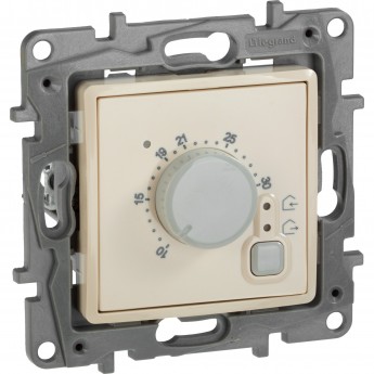 Термостат LEGRAND с внешним датчиком для тёплых полов Etika слоновая кость