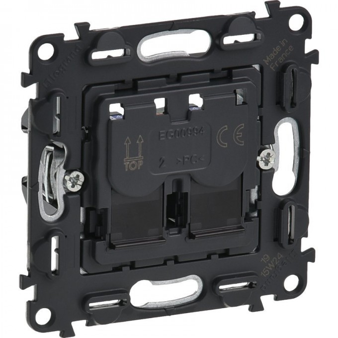 Информационная розетка LEGRAND Valena IN'MATIC двойная RJ45 Кат.6 UTP 753043