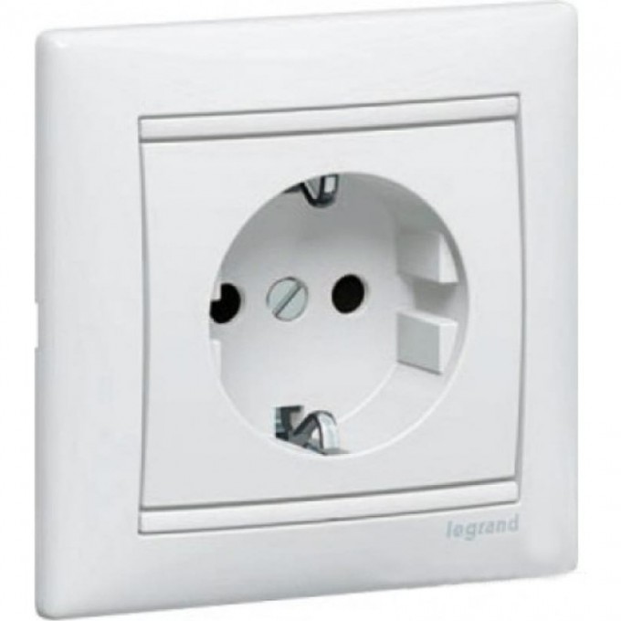 Силовая розетка LEGRAND Valena 2К+3 укоплектованная на винтах 10/16 А 230/250 В белый 774423