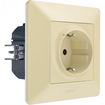 Умная розетка LEGRAND Valena Life with NETATMO 2К+З 16А 230В, слоновая кость