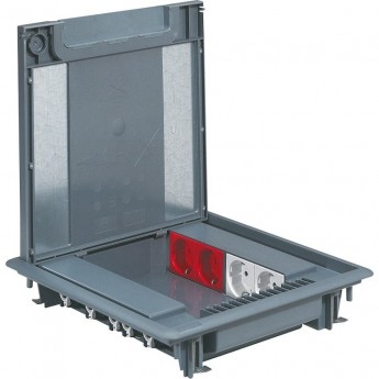 Напольная коробка LEGRAND 50мм с крышкой под ковровое покрытие 16 модулей Напольная коробка LEGRAND 50мм с крышкой под ковровое покрытие 16 модулей